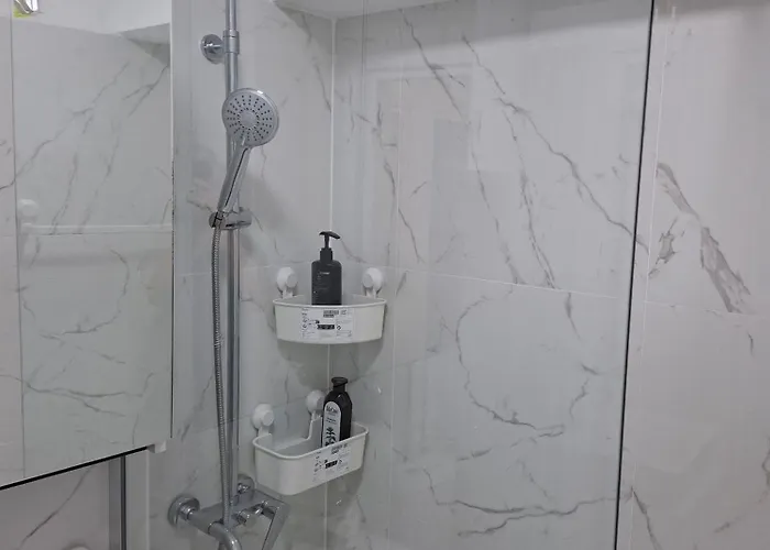 Apartment, 3 Rooms,nearby Piata Victoriei And Gara De Nord, Main Railwaystation Apartment *